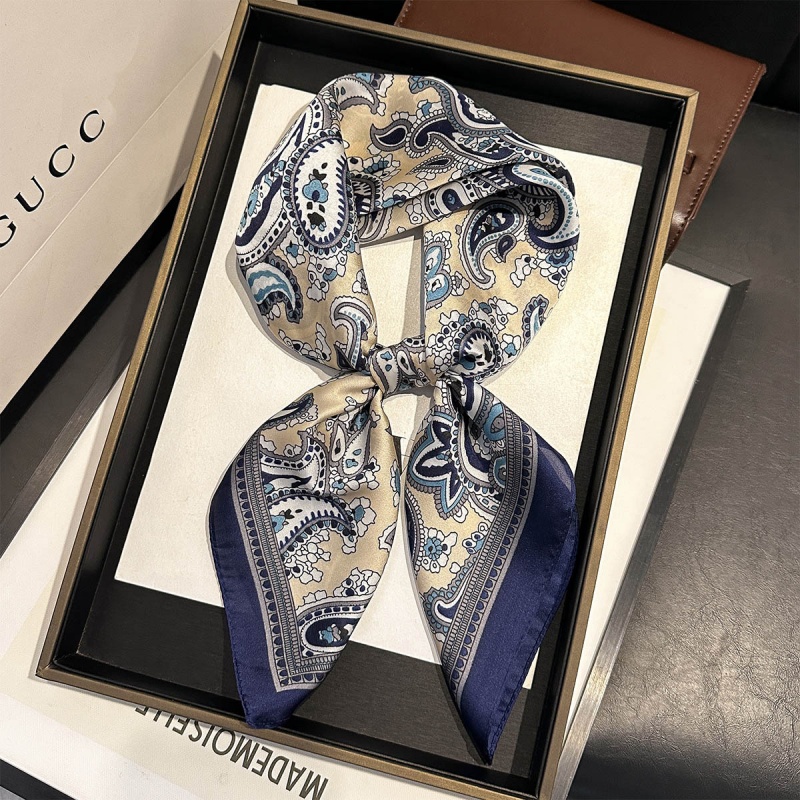 Foulard Quadrato di Lusso in R - Luxury Bags China recensione e prezzo